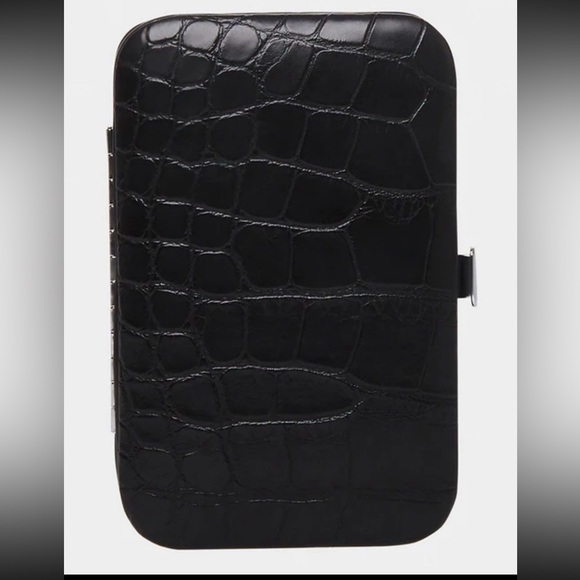 Betsey Johnson 6pc. Soft Touch Travel Nail Set NIB - Picture 3 of 4